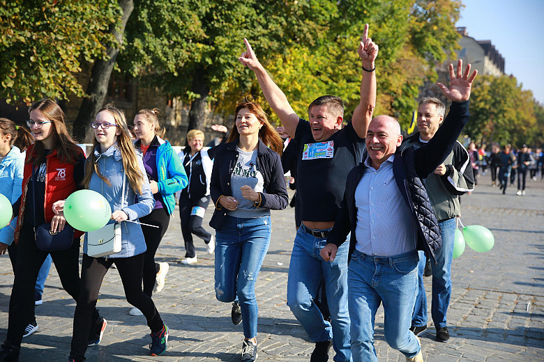 В День города состоялся патриотический пробег «Я люблю Кременчуг» фото 25